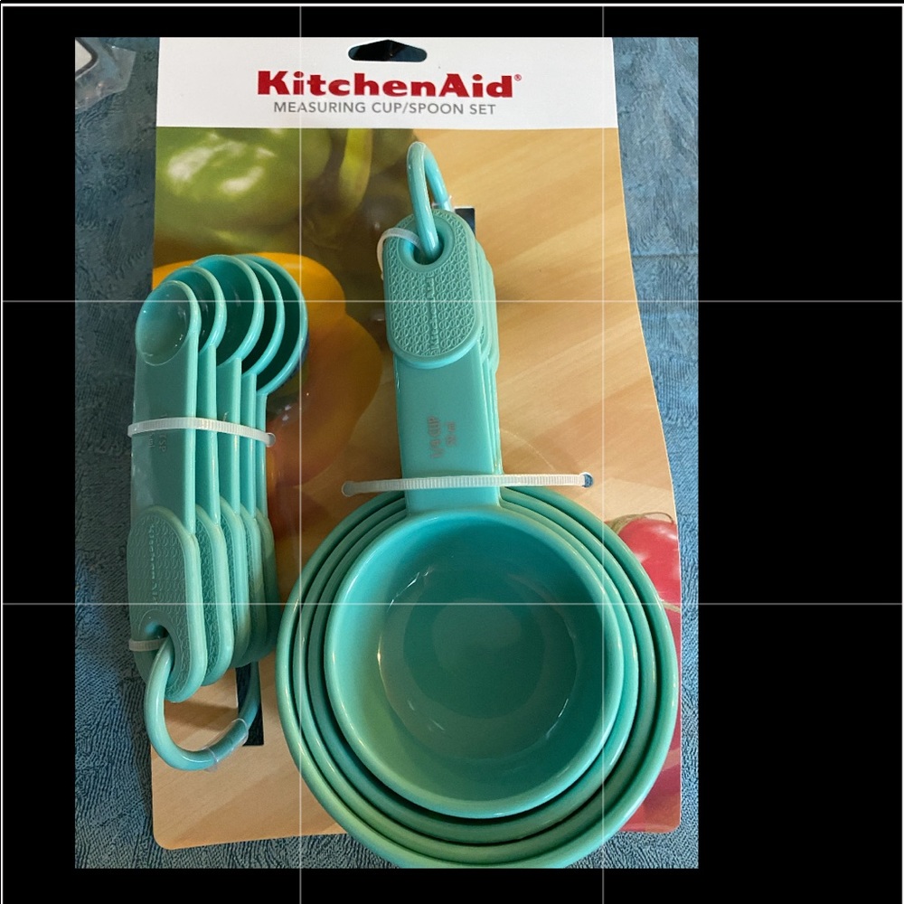 Kitchen Aid Aqua Sky Measuring Cups and Spoons